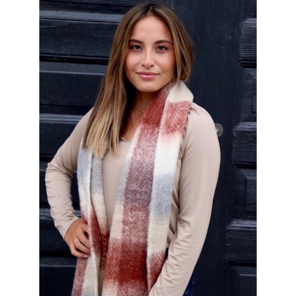 SOLD OUT - Picture 3 of 5